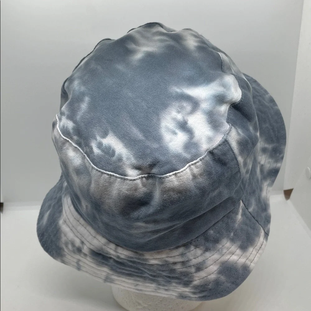 Vince Camuto Tye Dye Bucket Hat